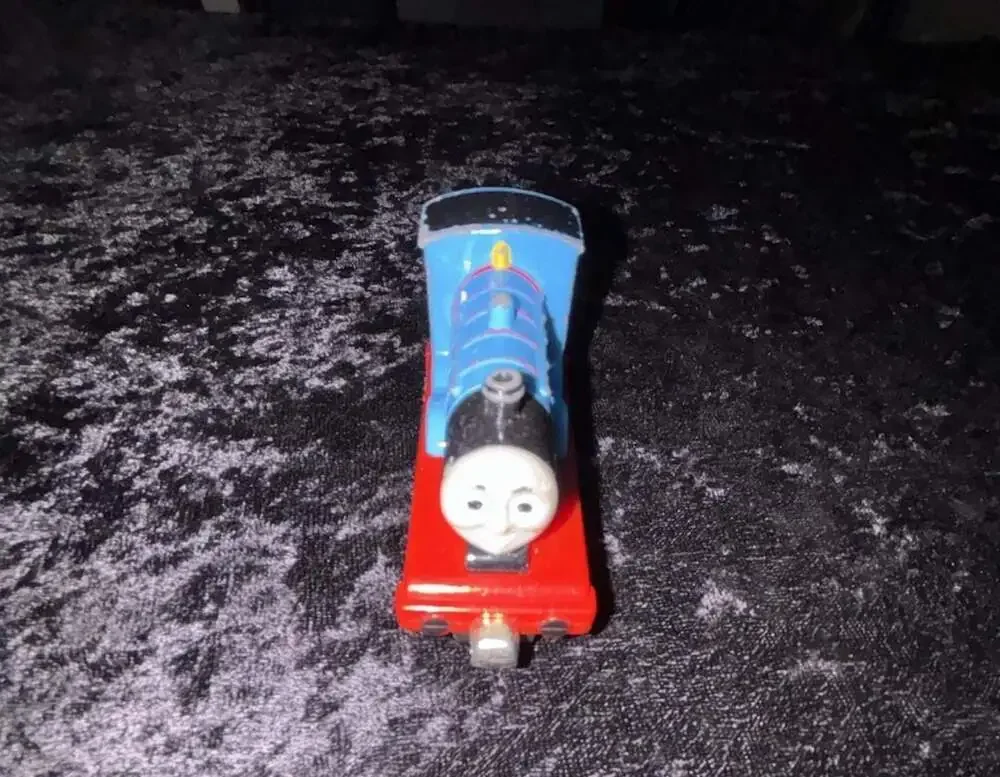 Thomas & Friends Edward Take Along Diecast Metal Train Engine